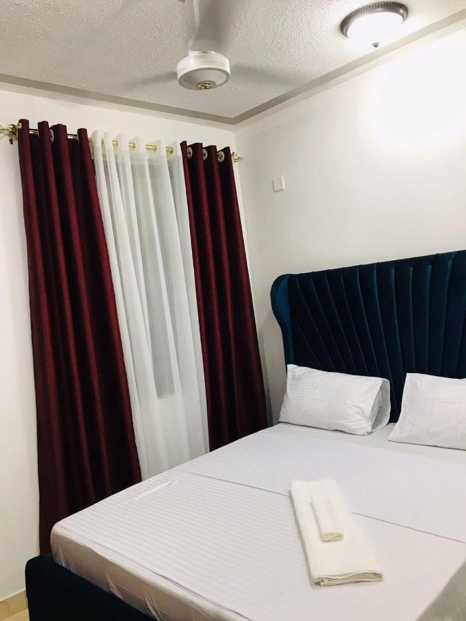Lux Suites Bamburi Furnished Apartments المظهر الخارجي الصورة