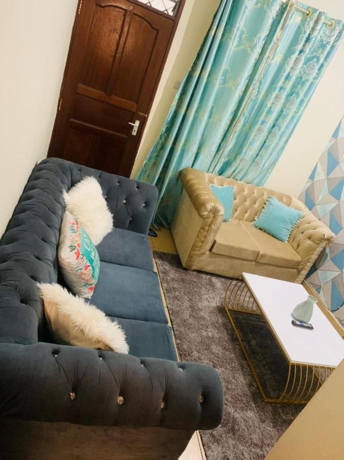 Lux Suites Bamburi Furnished Apartments المظهر الخارجي الصورة