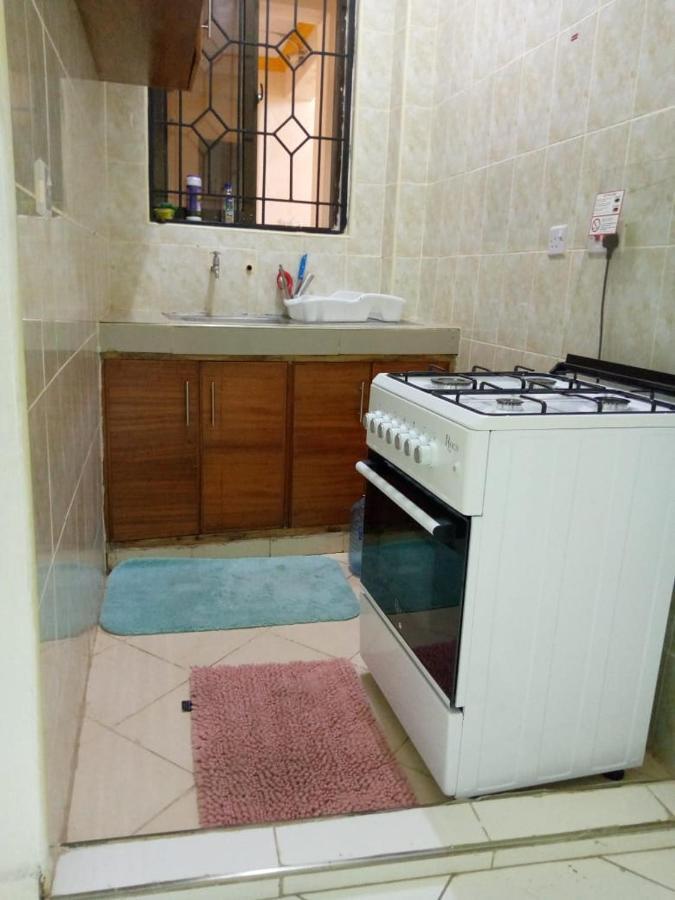 Lux Suites Bamburi Furnished Apartments المظهر الخارجي الصورة