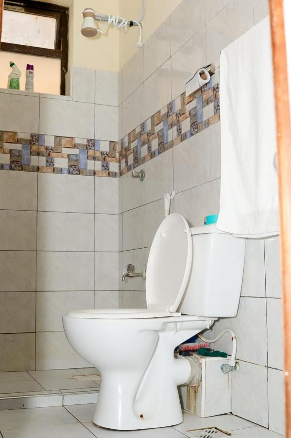 Lux Suites Bamburi Furnished Apartments المظهر الخارجي الصورة